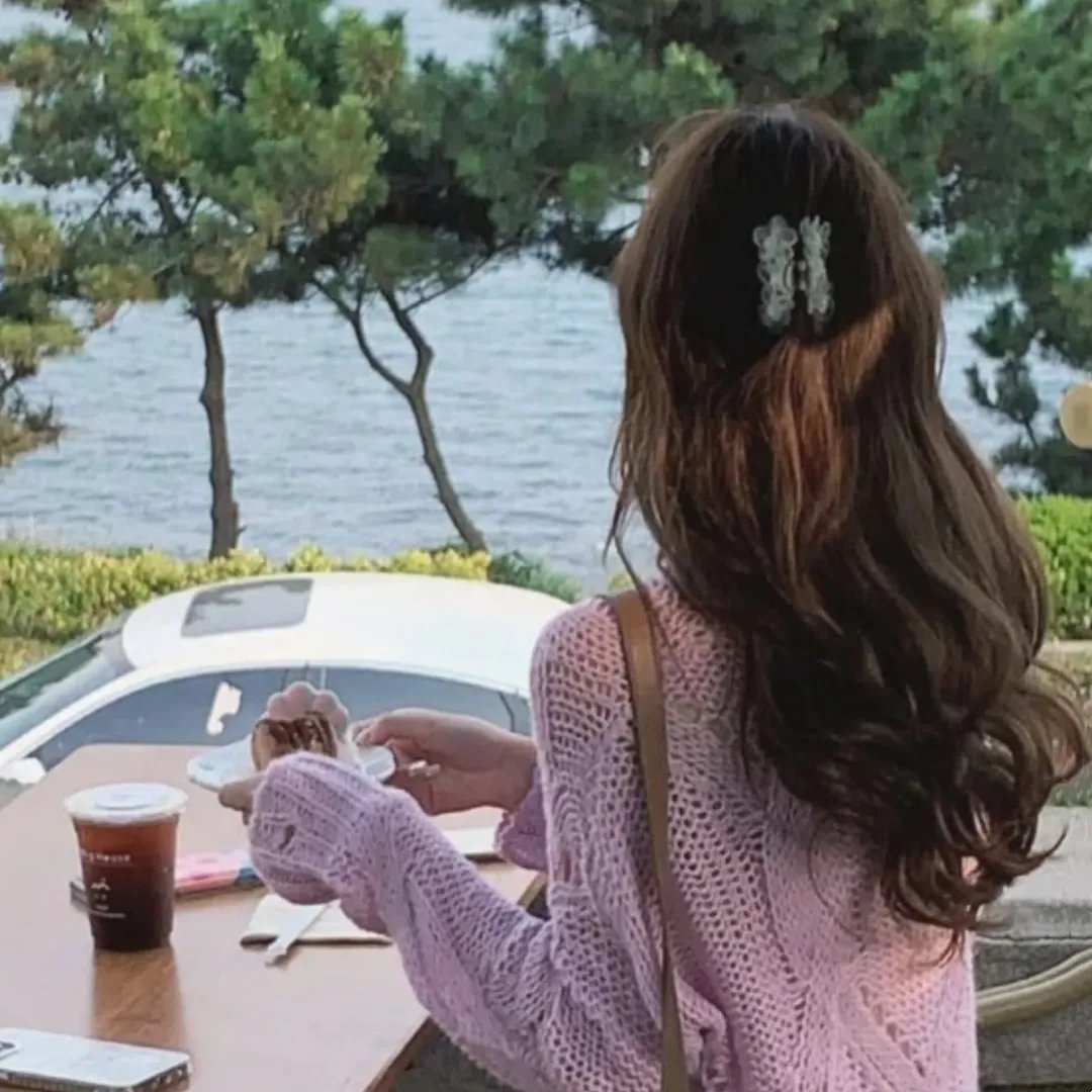 穿越荒年娘亲一笑粮肉满了仓